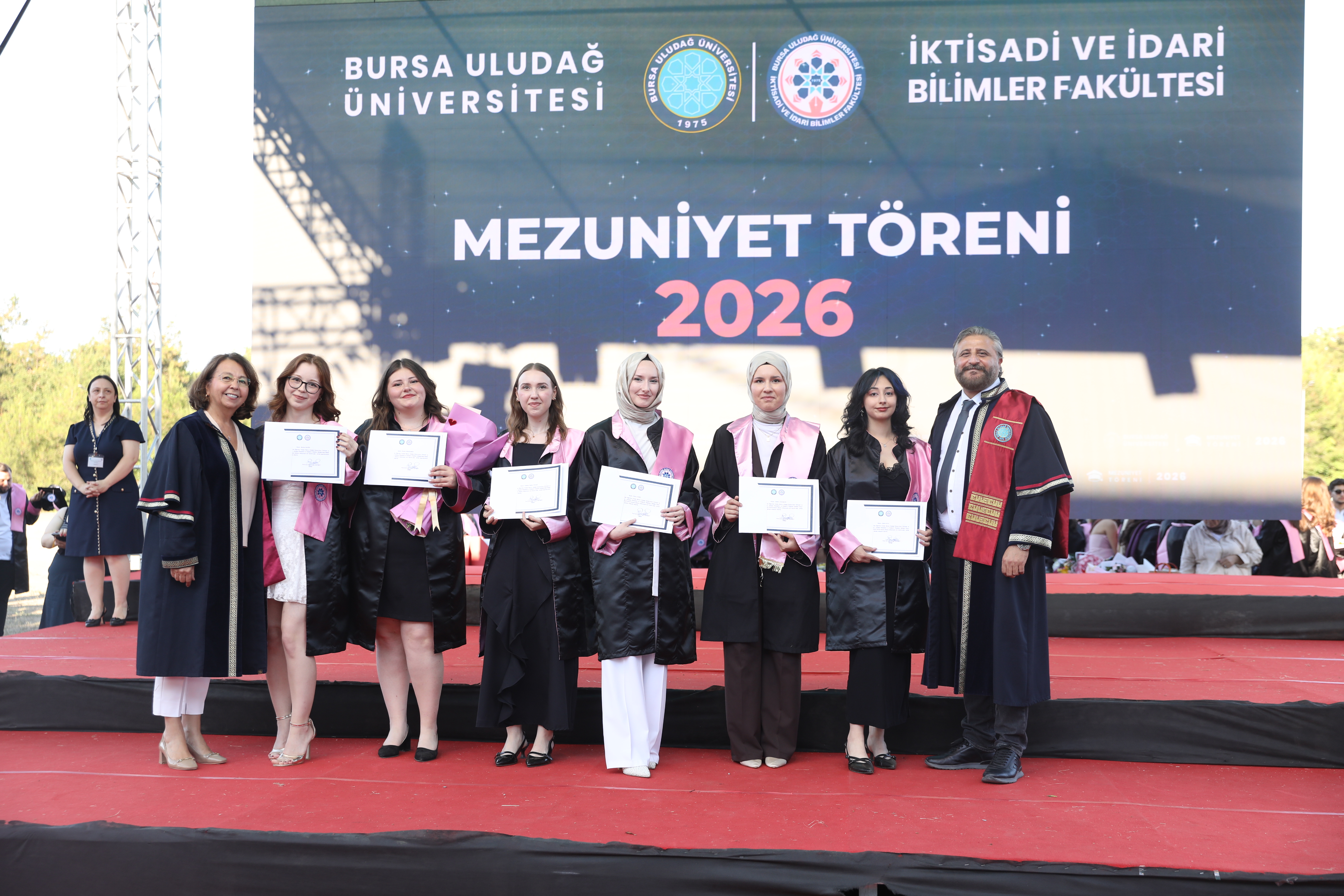 2025-2026 AKADEMİK YILI İ.İ.B.F. MEZUNİYET COŞKUSU 